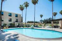 Holiday Inn Express & Suites Carlsbad Beach, an IHG Hotel