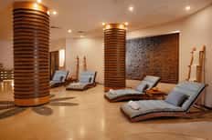 60-Minute Spa Treatment + Spa Pass + Day Pass
