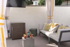 Conchilla Pool Cabana