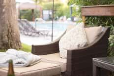 Luxury Club Chaise