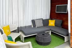 Veranda Cabana