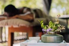 60-Minute Desert Flower Massage