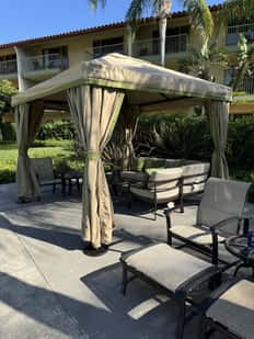 Premium Cabana