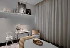 60-Minute Custom Massage + Spa Pass + Day Pass