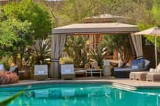 Family Luxury Cabana