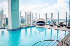 Daybed + WETDeck Social Pass