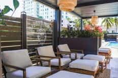 Breezesea Pool Cabana