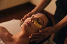 60-Minute Brighten Facial + Spa Pass