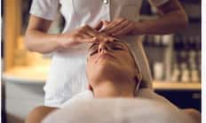 Signature Hydrafacial  + Spa Pass