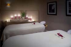 50-Minute Couples Massage + Spa Pass