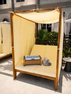Canopy Daybed