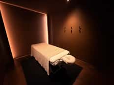 75-Minute Therapeutic Massage + Spa Access