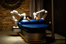 30-Minute Aescape Massage + Fitness & Spa Pass