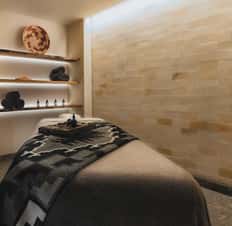 90-Minute High Altitude Massage + Pool Pass