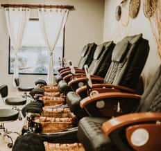 60-Minute Executive Foot Renewal 