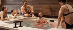 120-minütige HydroThermal Experience für 8 Personen