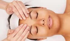 60-Minute Calluna Signature Facial + Pool Access