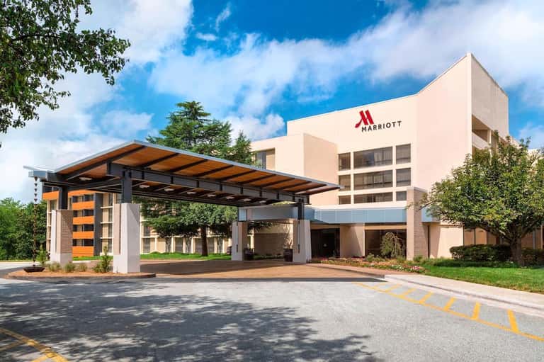 Marriott hotel entrance with modern architecture and covered portico