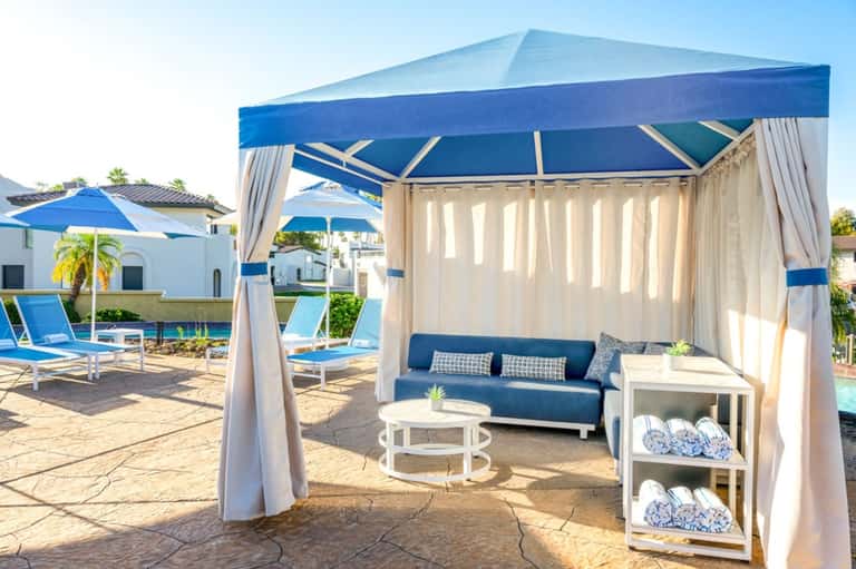 Super Pool Cabana