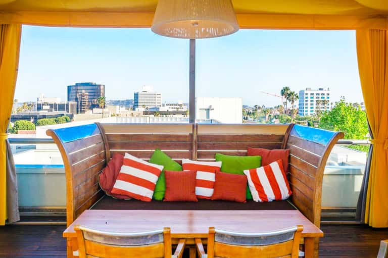 Sky Lounge Small Cabana