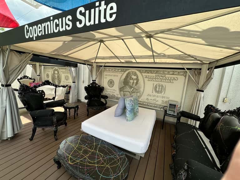 Standard Cabana