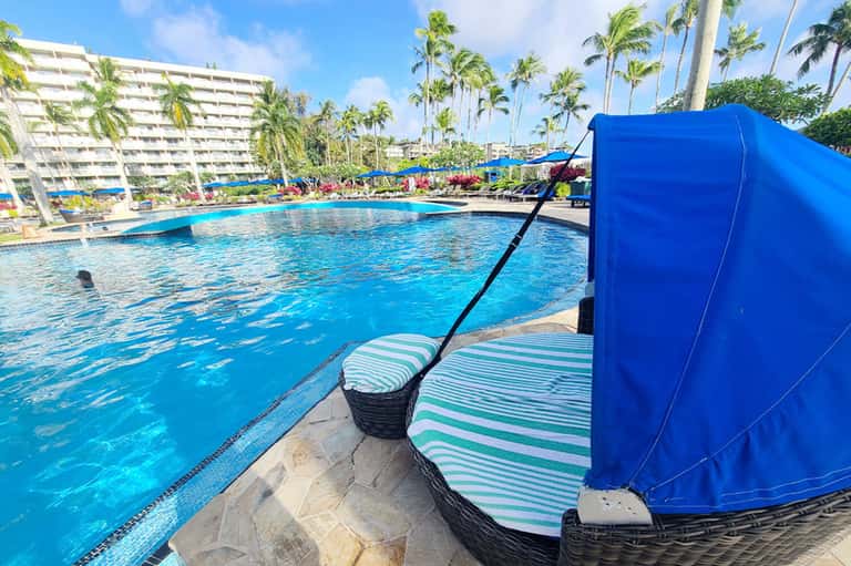 Moloka’i Daybed