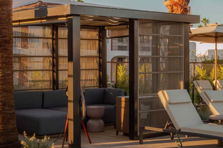 Standard Cabana