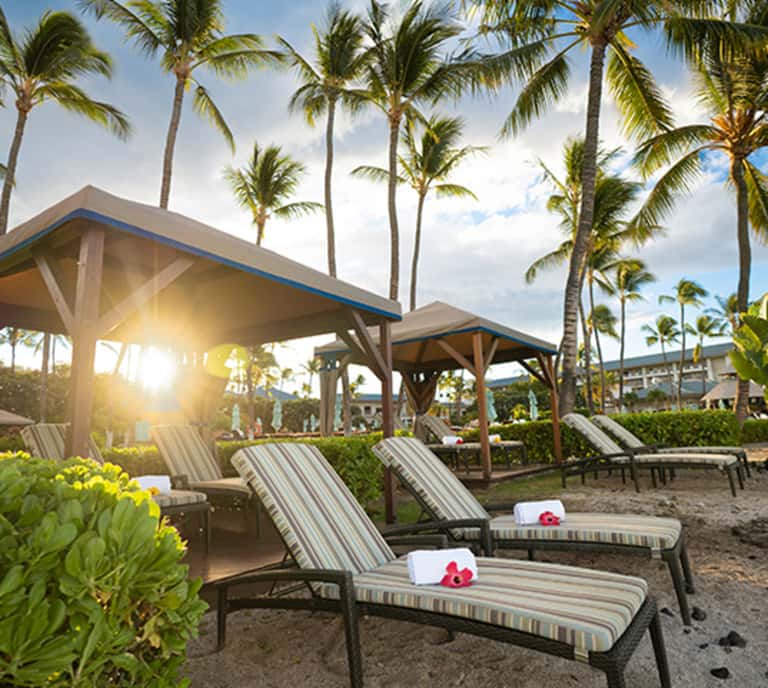 Deluxe Oceanfront Hale (Cabana)