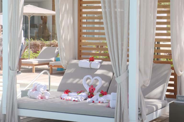Premium Cabana