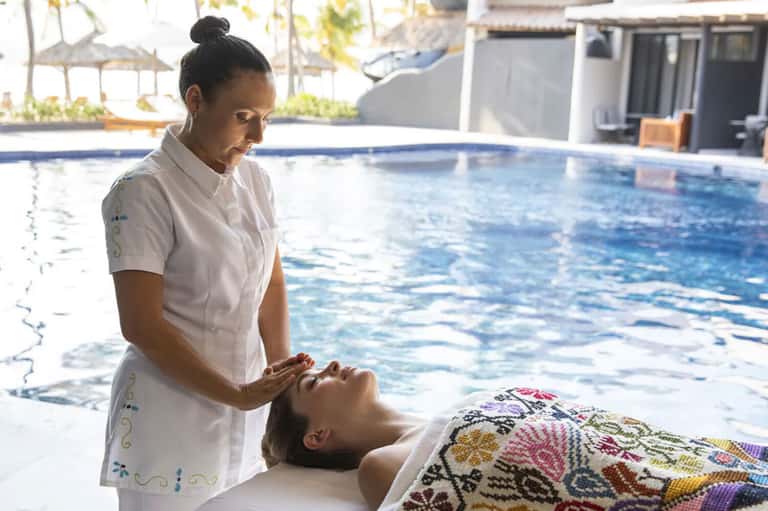 80-minute Swedish Massage