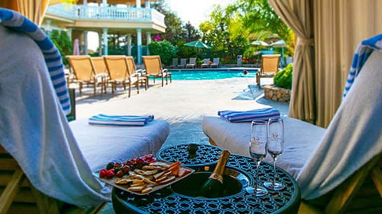 Tuscan Cabana