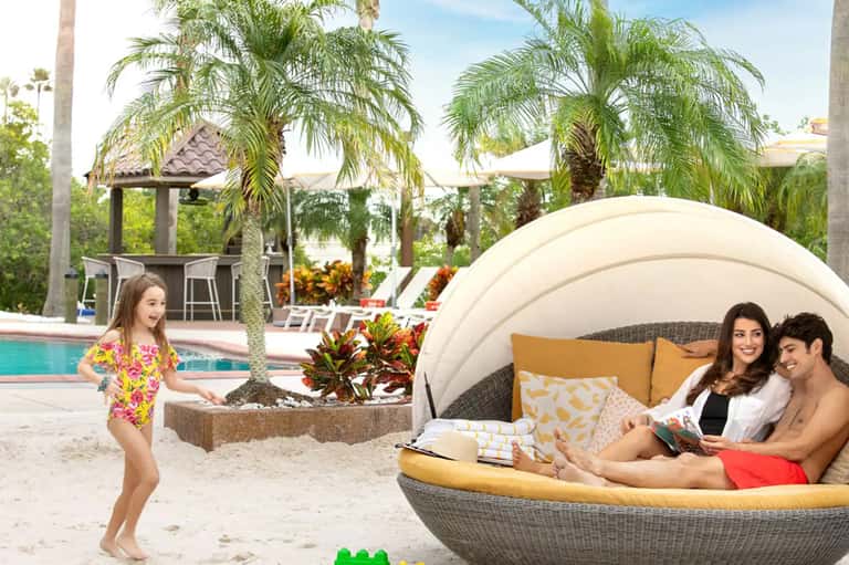 Oystercatchers Pool Daybed