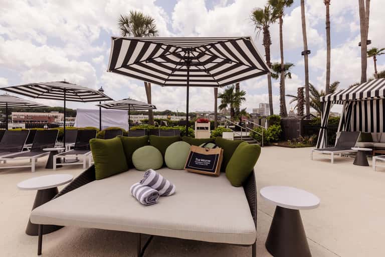 Poolside Daybed