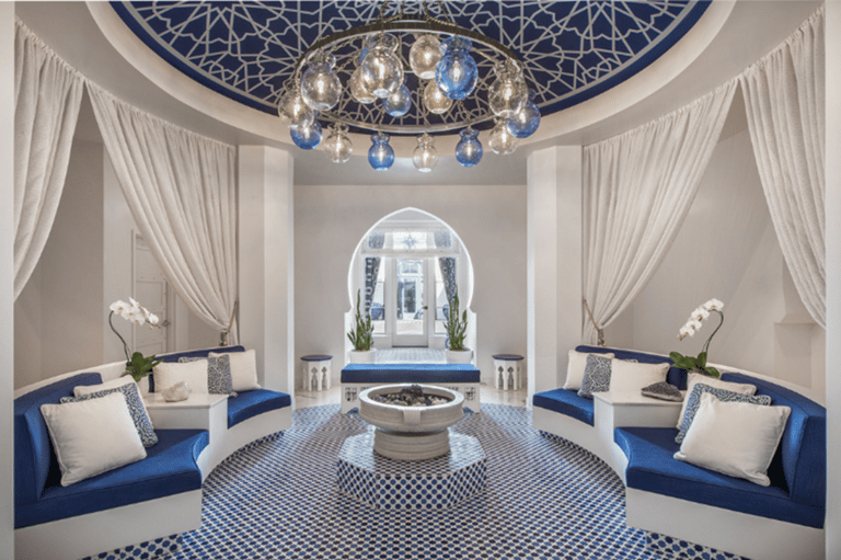 60-Minute Facial + Day Pass