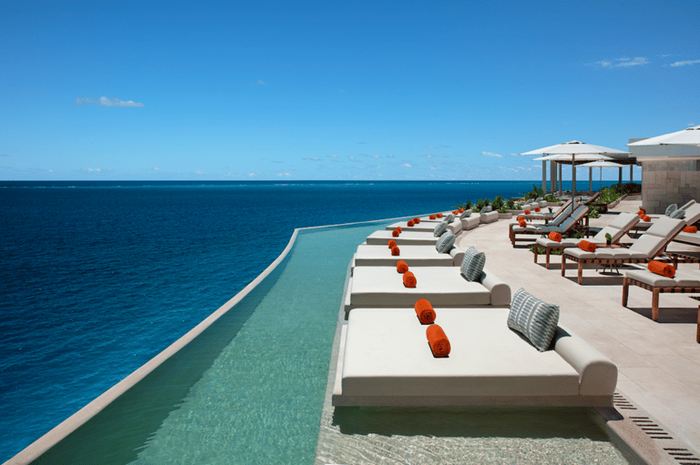Club Daybed