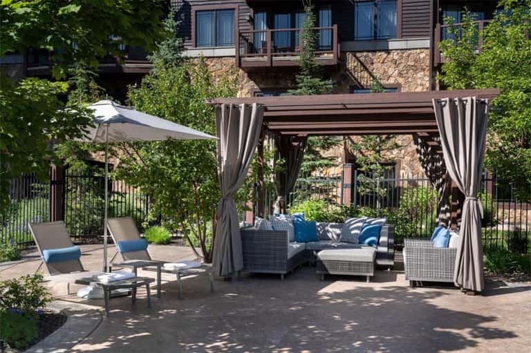 Premium Pool Cabana
