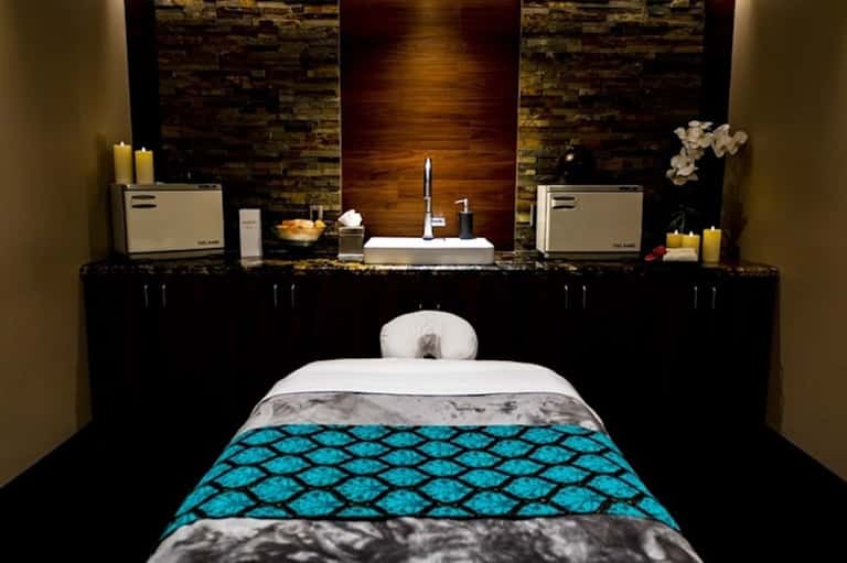 50-Minute Custom Facial + Spa Pass