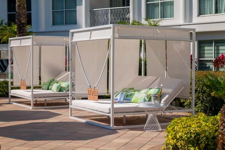 Premium Cabana