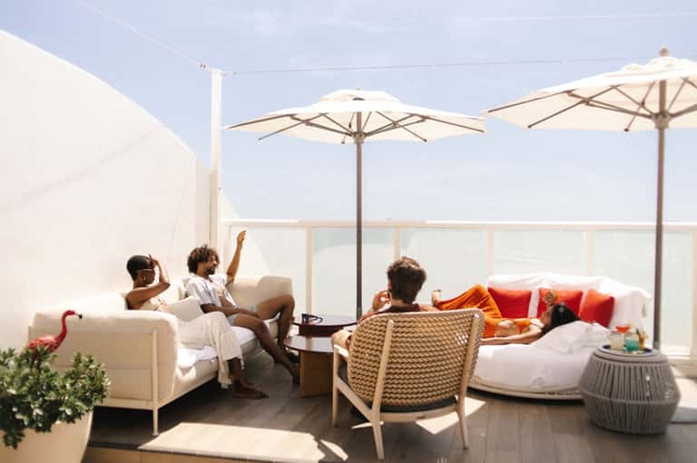 VIP Sunrise Ocean View Lounge