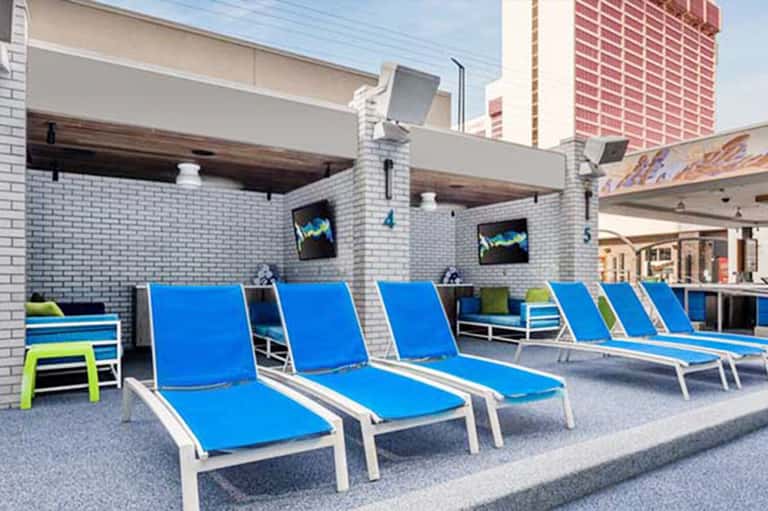 Relaxation Cabanas