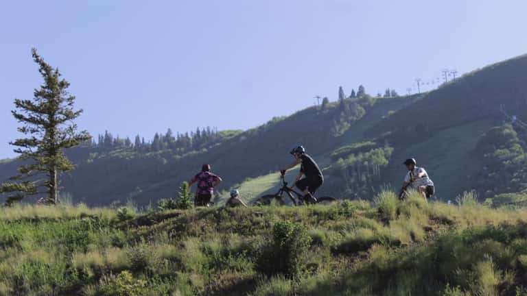 Guided Scenic E-Bike Tour