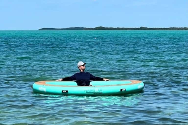 Hangout Water Hammock