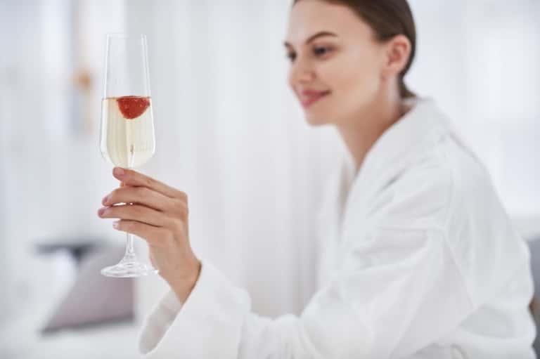 50-minute Aromatherapy Signature Massage + Pool Access