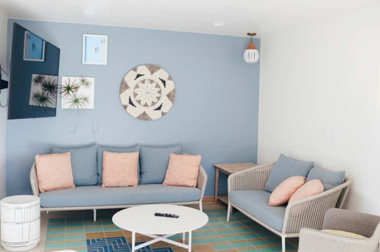 Paradise Pool Suite