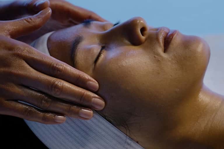 Hyper-Local Microcurrent Treatment + Club Pass
