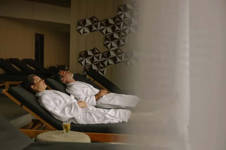 All-Inclusive Afternoon Spa Pass + Day Pass
