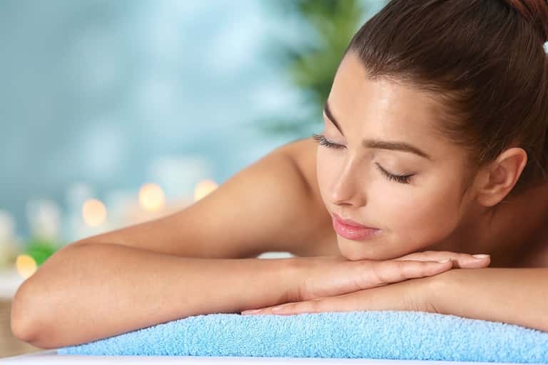 50-Minute Zenssage® Relaxing Massage + Spa Pass