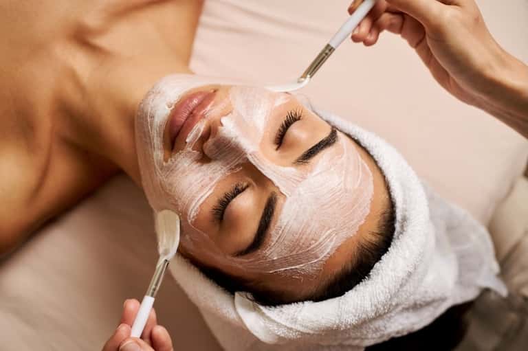 50-Minute Organic Oasis Facial + Spa Pass