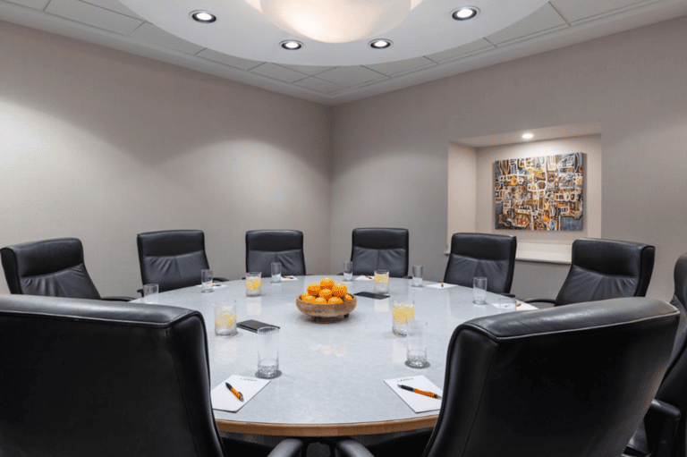 Landy Boardroom
