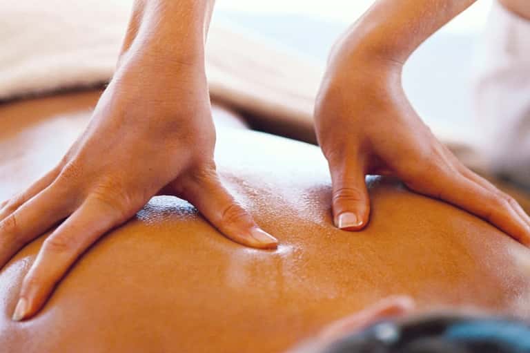 Golden Hour Chamomile & Honey Massage + Spa Pass